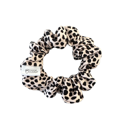 Snow Leopard - Mini Scrunchie