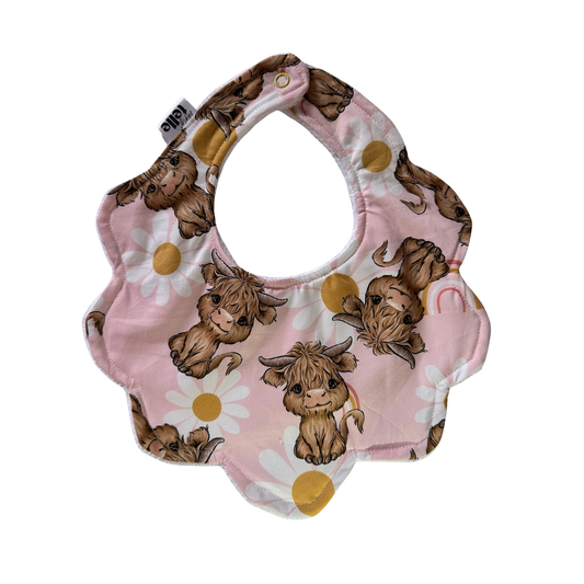 Daisy Highland Cow - Bib Scallop
